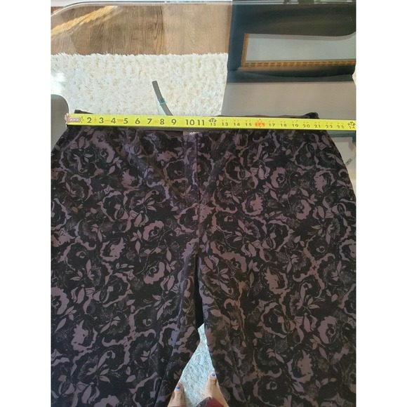 Alfani Women's Black Brocade Rayon Mid Rise Pull on Straight Casual Pant 22W - Picture 8 of 10